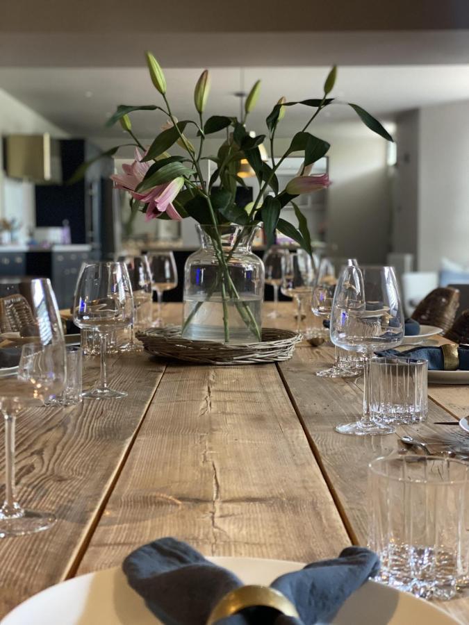 Luxury Group Celebration House With Hot Tub & Bar! Warminster Exteriör bild