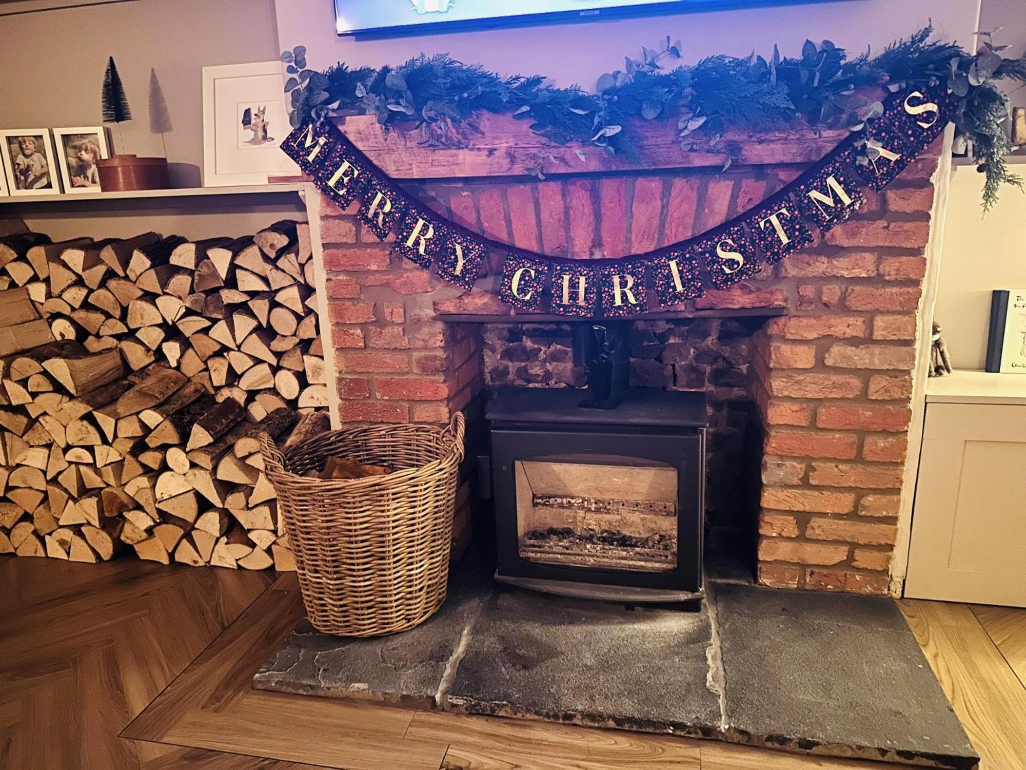 Luxury Group Celebration House With Hot Tub & Bar! Warminster Exteriör bild